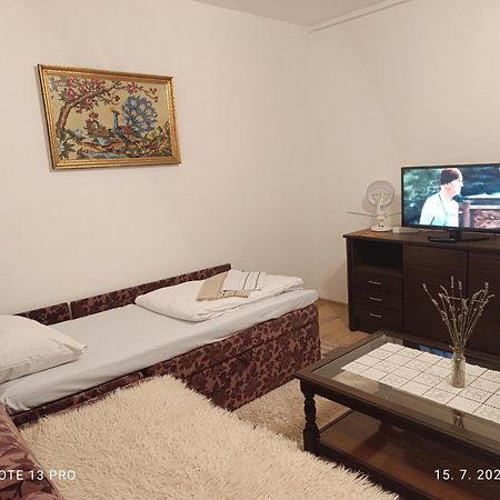 Apartment Safir - Free Parking SJJ Buitenkant foto