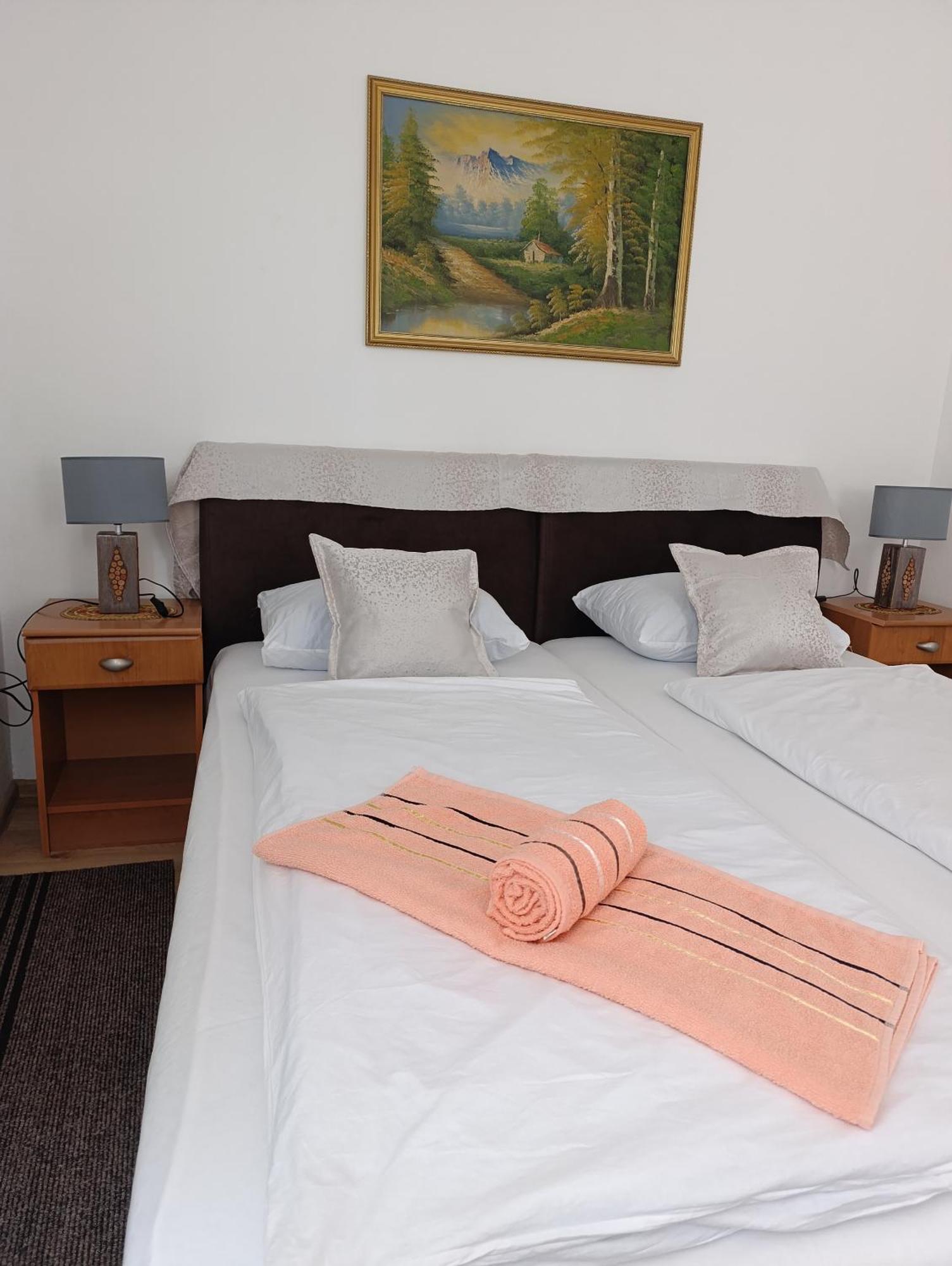 Apartment Safir - Free Parking SJJ Buitenkant foto